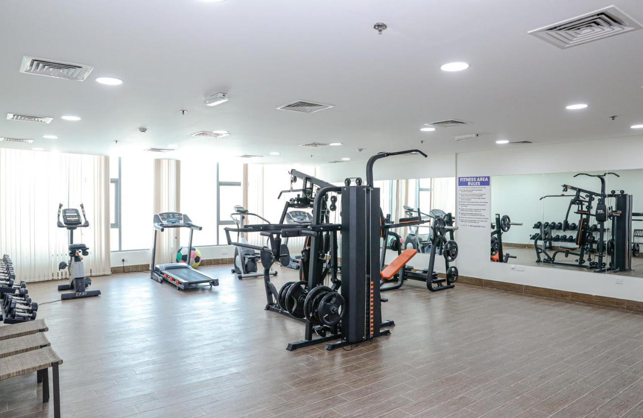 Sirius Tower Aparthotel Манама Екстериор снимка